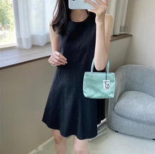 Load image into Gallery viewer, Luca linen dress
