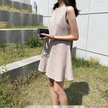 Load image into Gallery viewer, Luca linen dress
