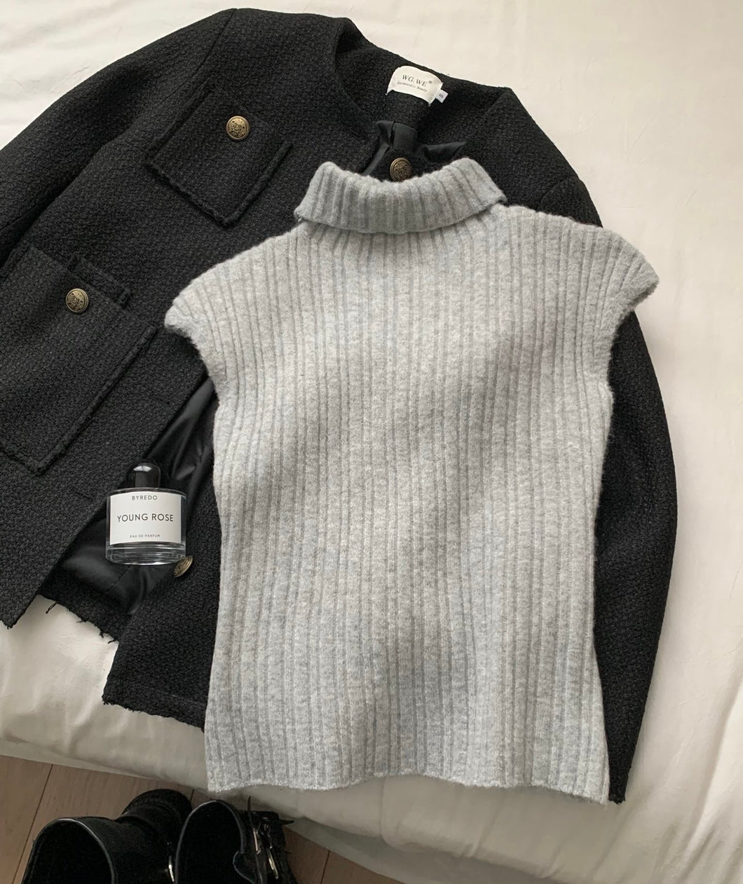 Theo turtleneck top