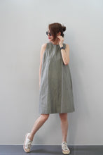 Load image into Gallery viewer, Polly linen dress
