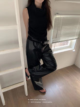 Load image into Gallery viewer, Selena turtleneck top
