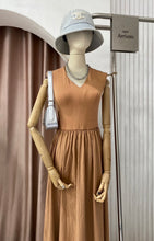 Load image into Gallery viewer, Joy Dress
