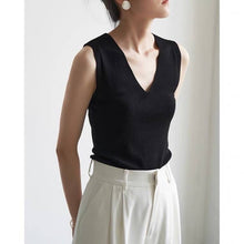 Load image into Gallery viewer, Alice Soft Knit Top
