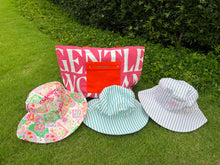 Load image into Gallery viewer, GENTLEWOMAN April Flowers Bucket Hat
