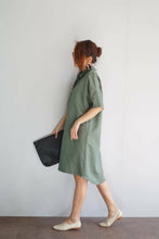 Load image into Gallery viewer, Fuji Collared Dress
