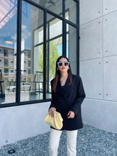 Load image into Gallery viewer, Coleen Blazer
