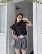 Load image into Gallery viewer, Joyce semi cropped top
